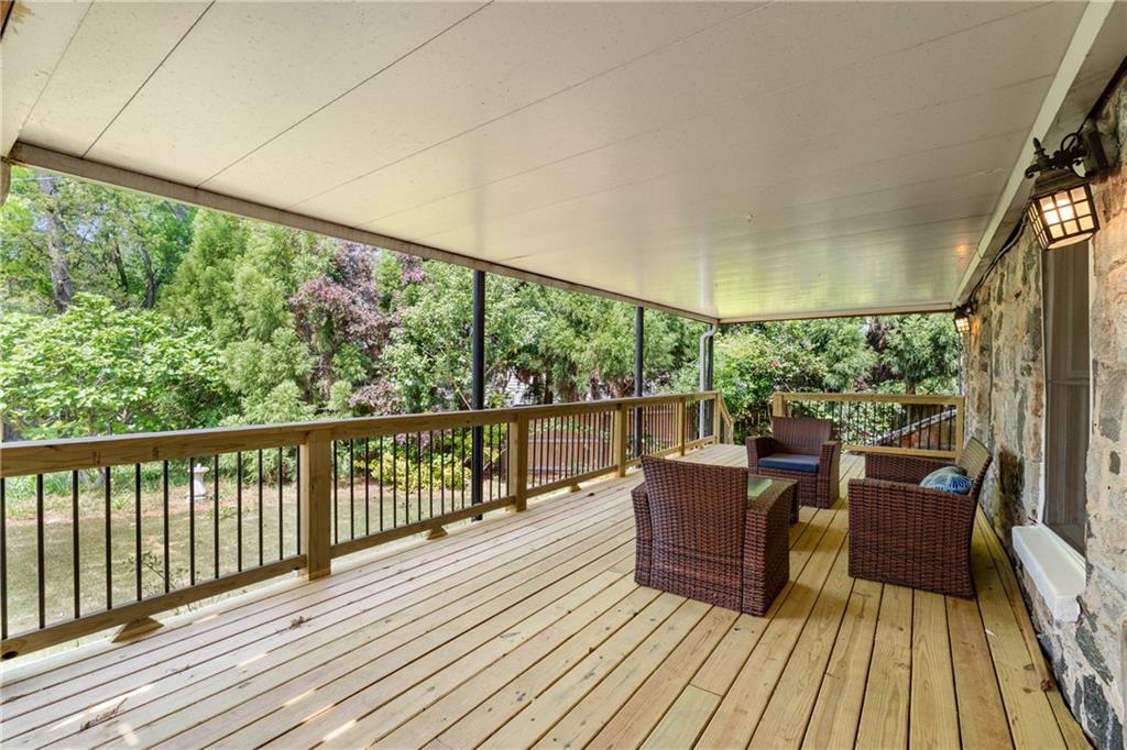 490 Rock Springs Road NE