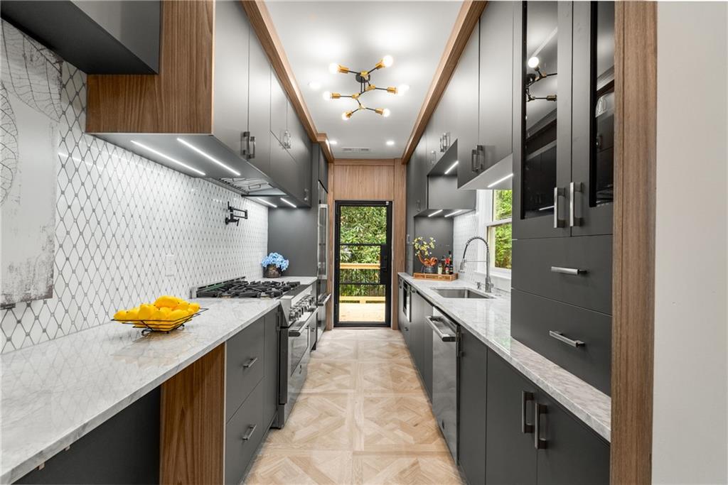 490 Rock Springs Road NE