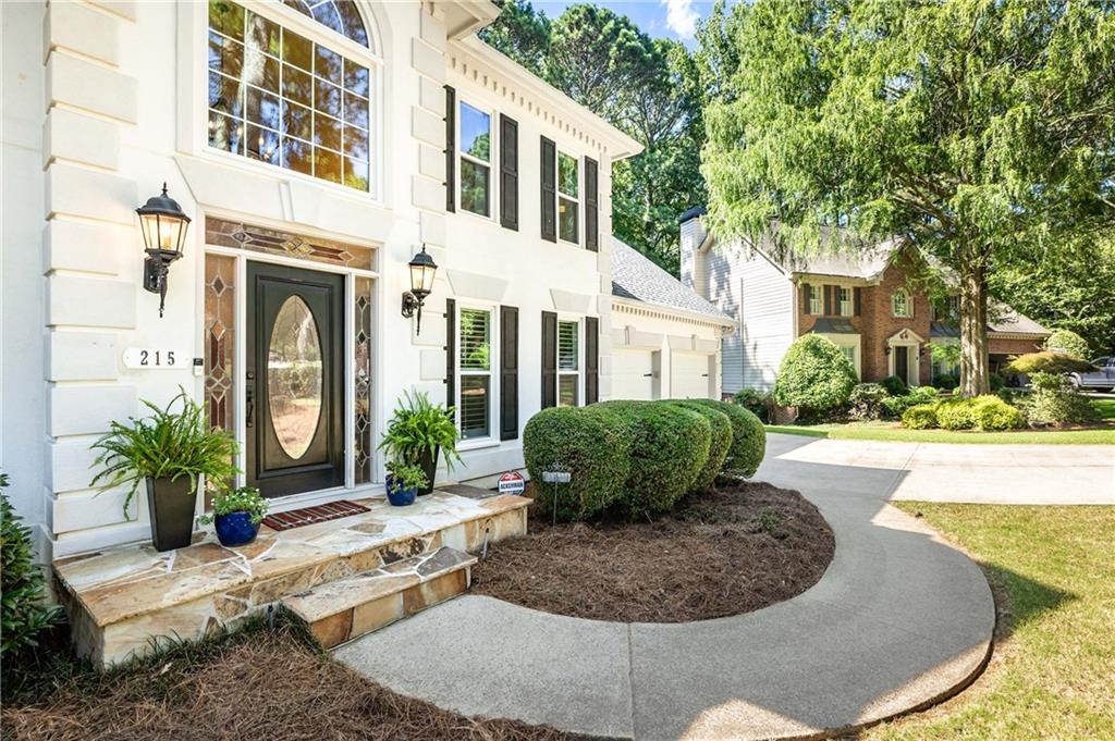 215 Lake Pines Pointe