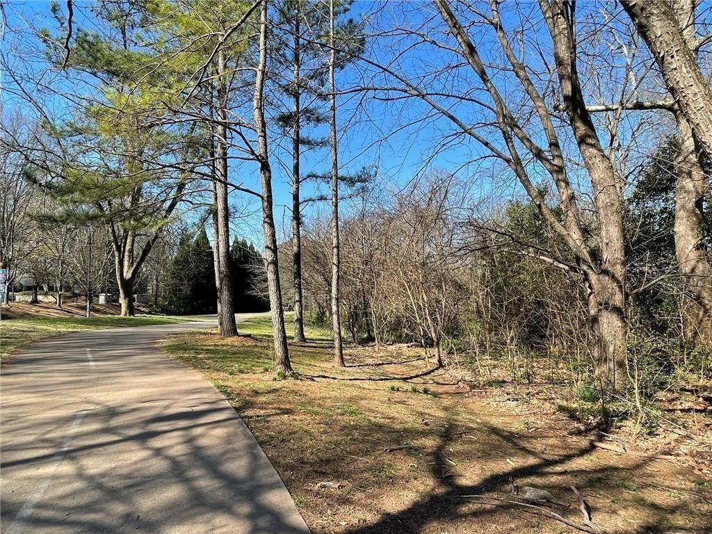 536 Linwood Avenue NE