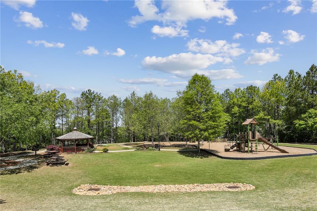 1612 Gilstrap Lane NW