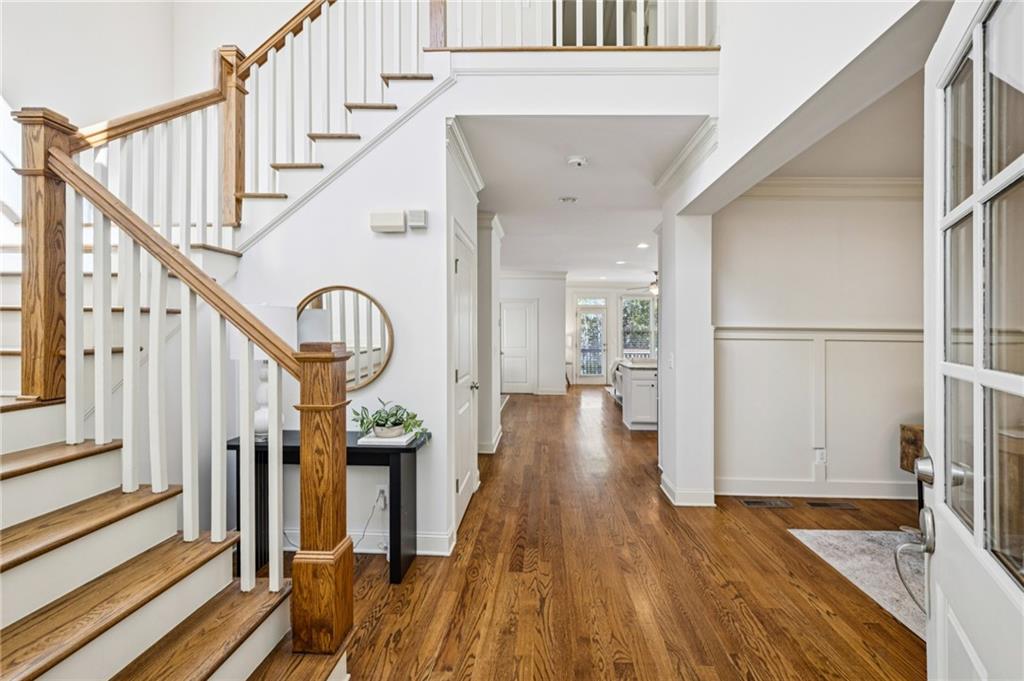 1612 Gilstrap Lane NW