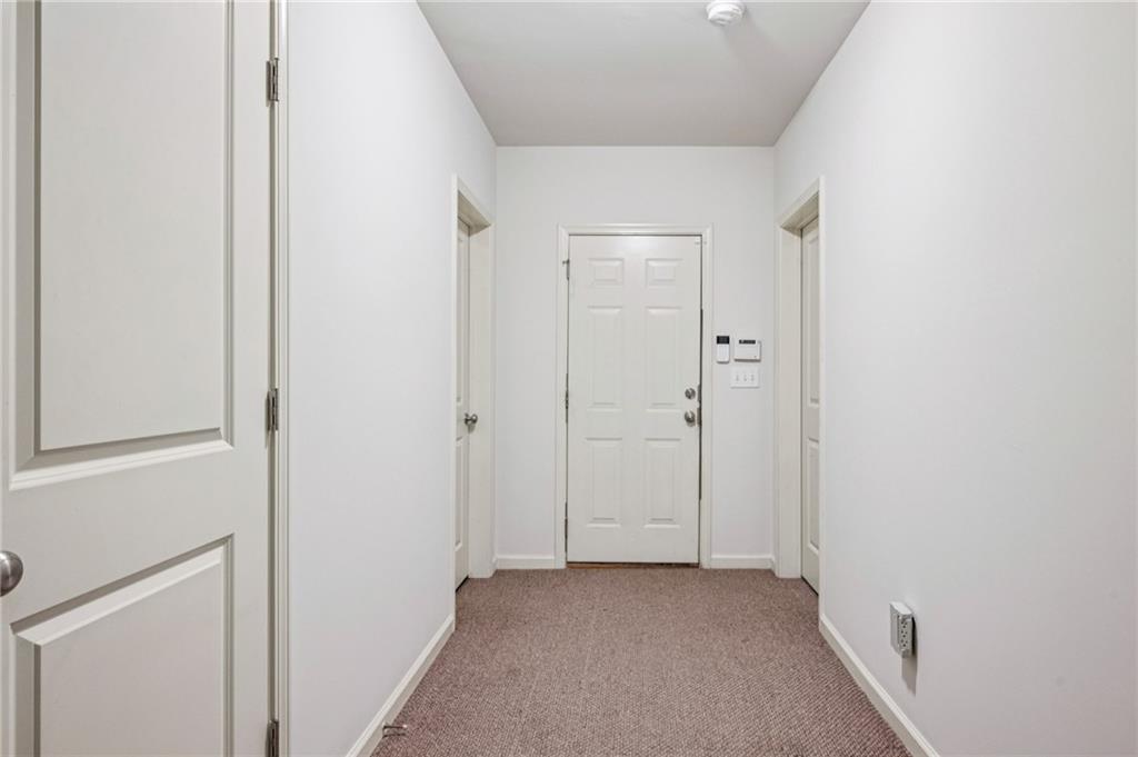 1612 Gilstrap Lane NW