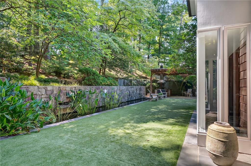 3033 E Pine Valley Road NW