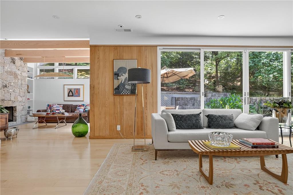 3033 E Pine Valley Road NW