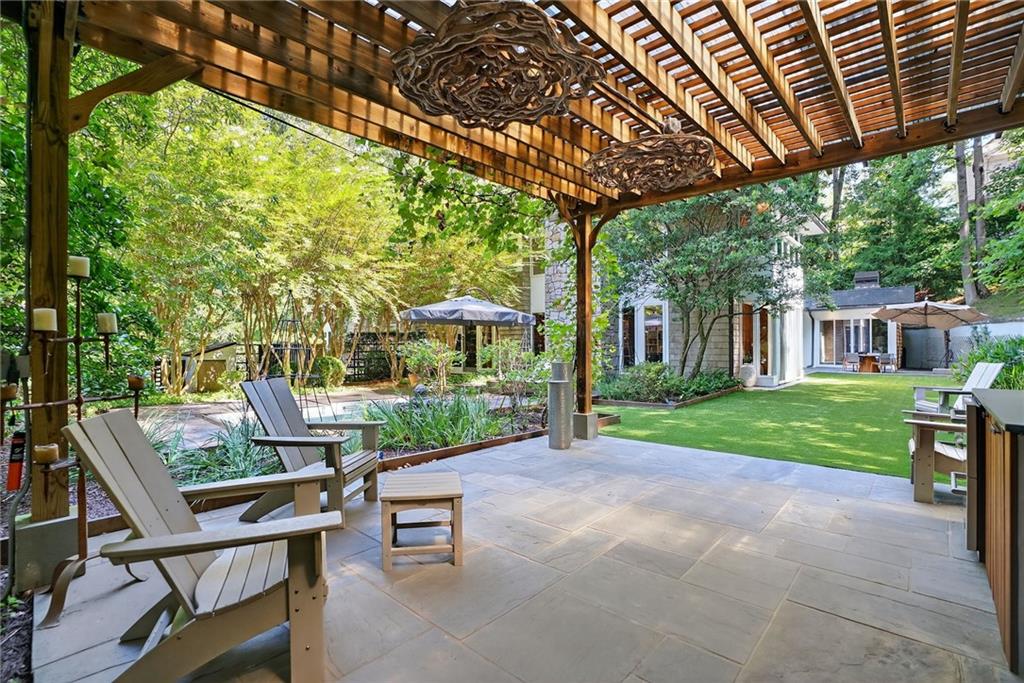 3033 E Pine Valley Road NW