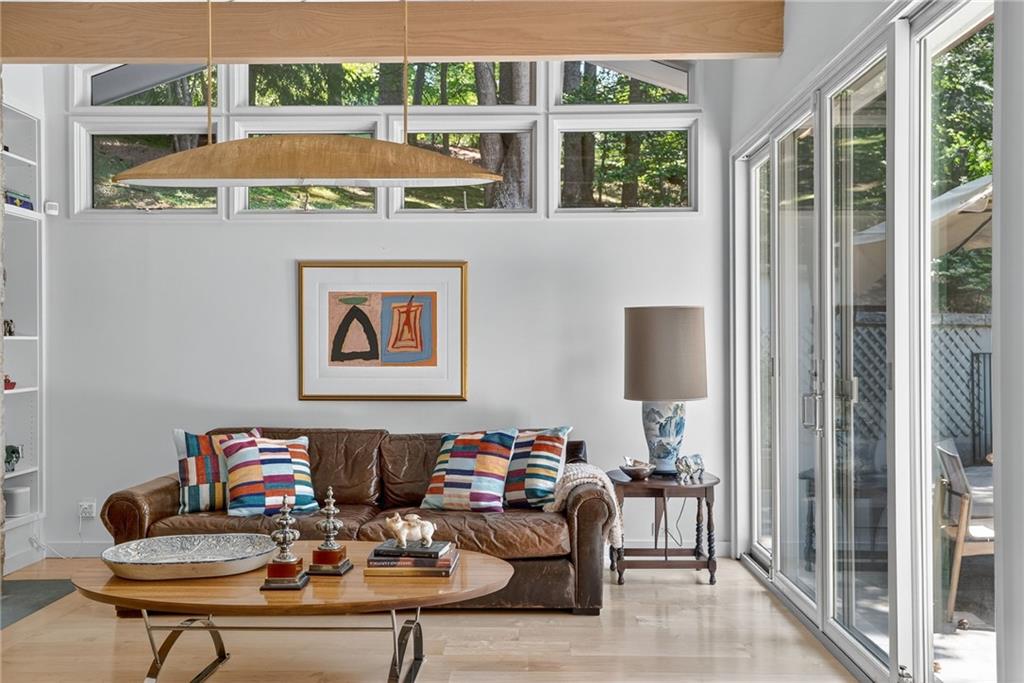 3033 E Pine Valley Road NW