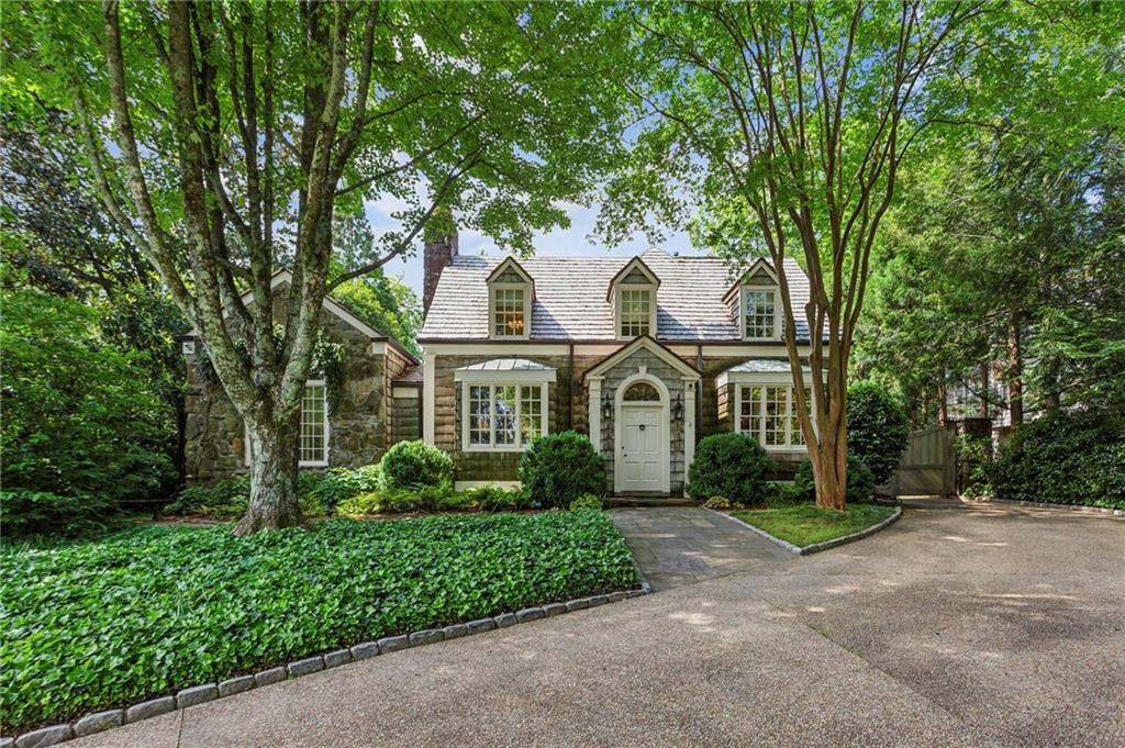 240 Nacoochee Drive NW