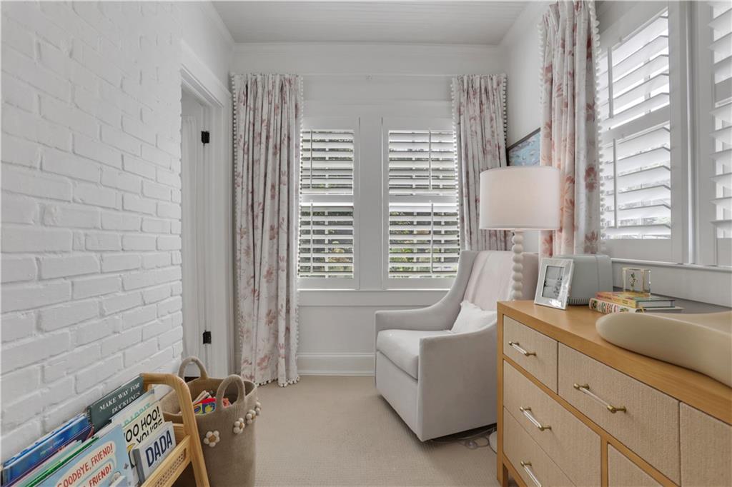 204 Springdale Drive NE