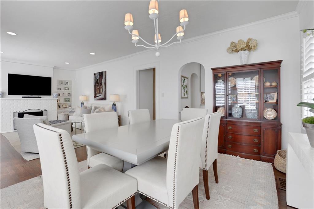 204 Springdale Drive NE