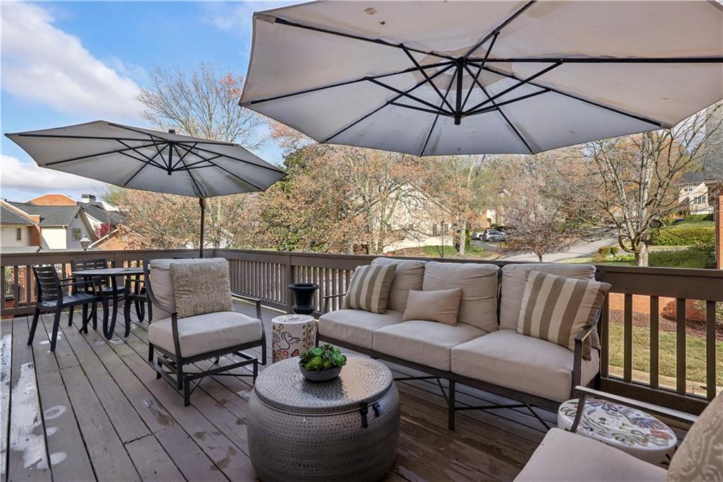 78 Paces West Circle NW