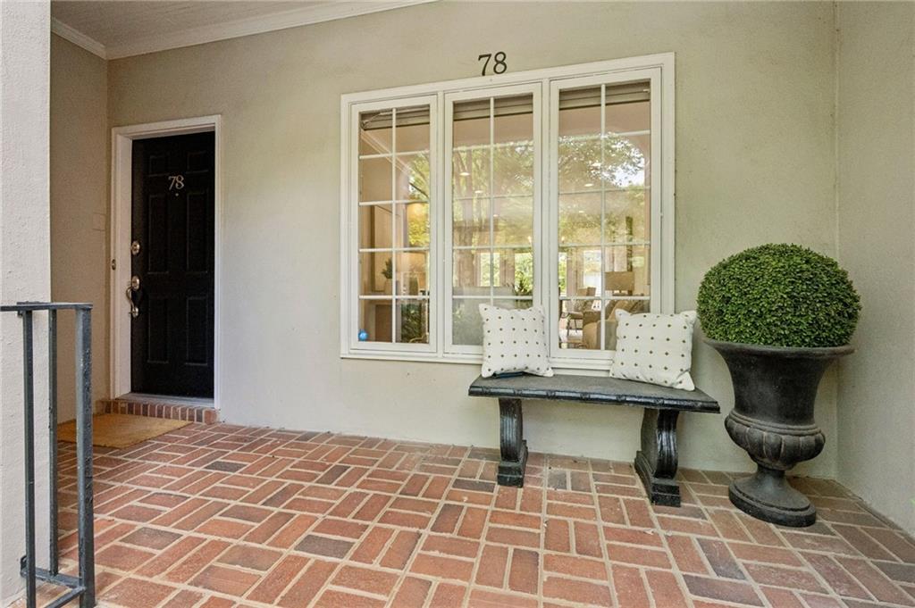 78 Paces West Circle NW