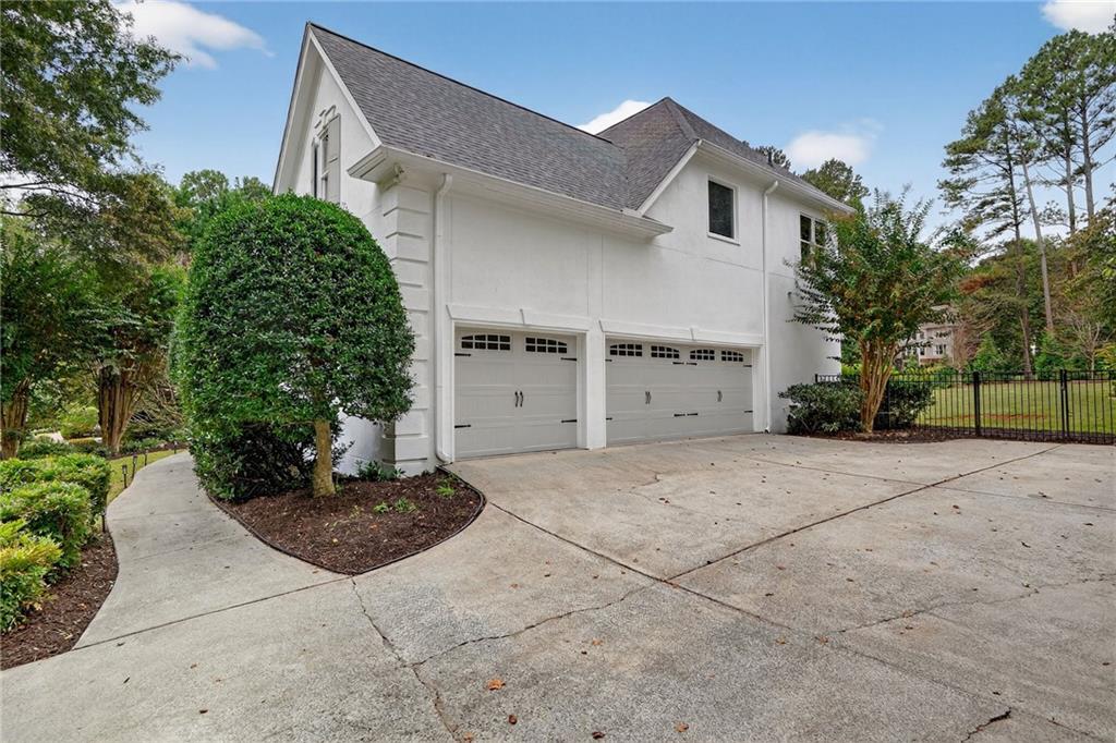 15420 Treyburn Manor View