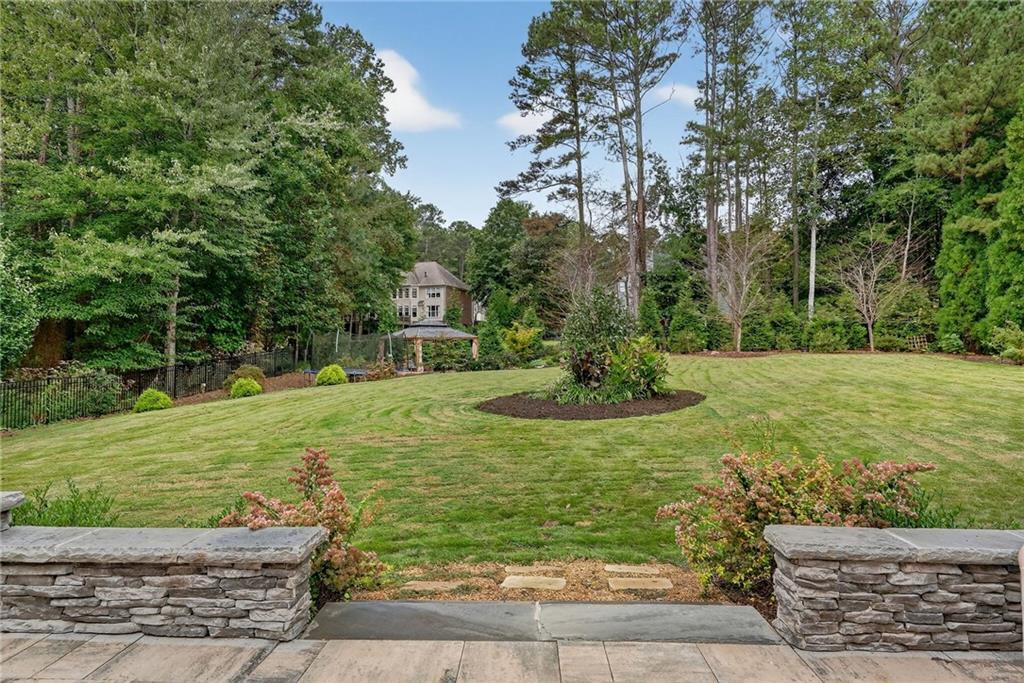 15420 Treyburn Manor View