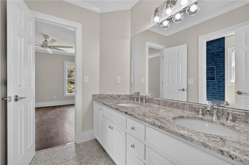 15420 Treyburn Manor View