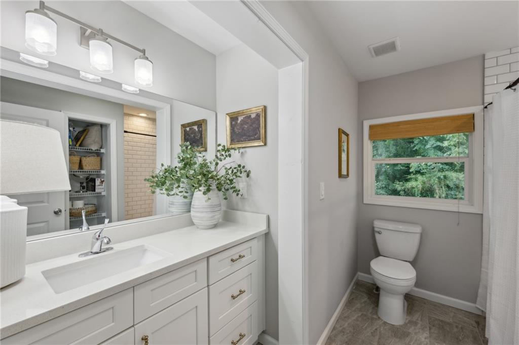 2093 Garden Circle