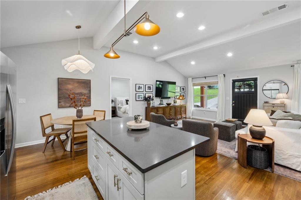 2093 Garden Circle