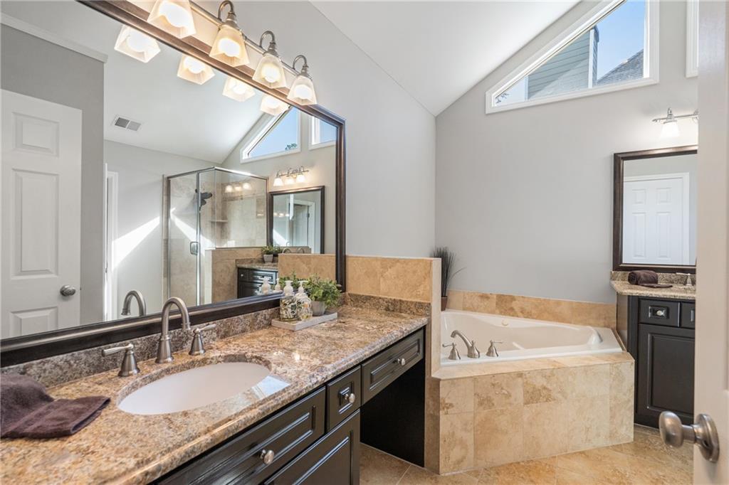 3669 Outlook Court NE