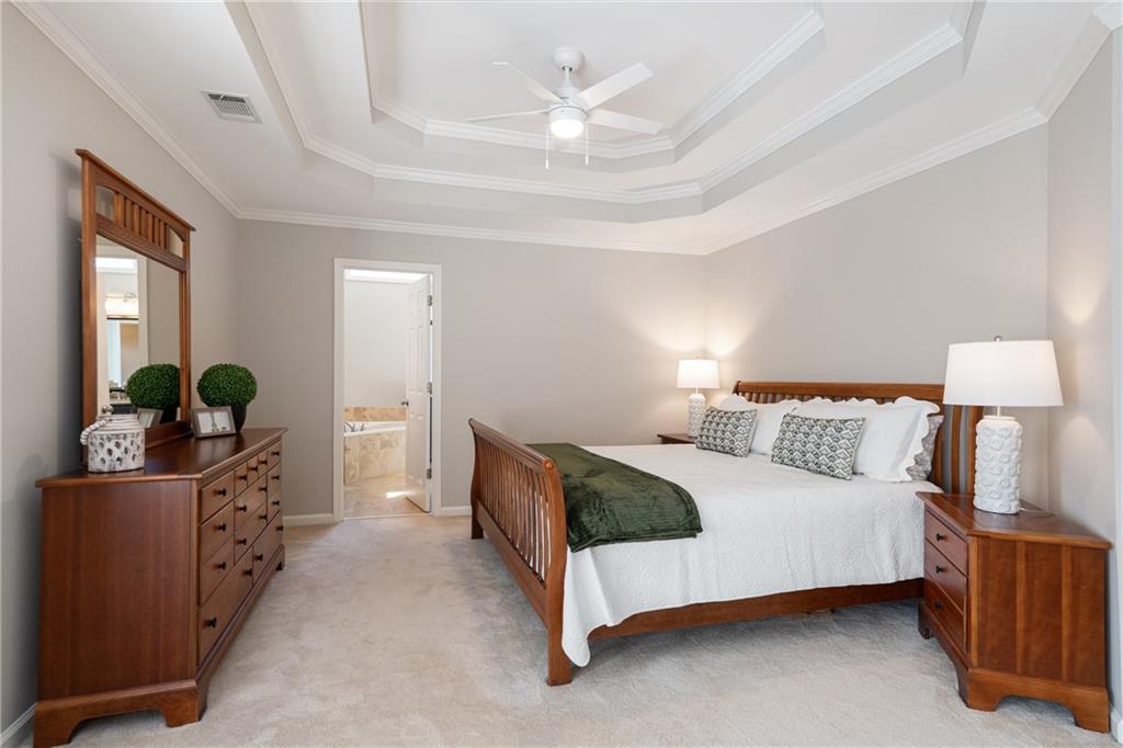 3669 Outlook Court NE