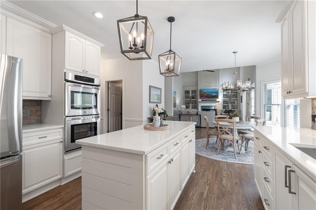 3669 Outlook Court NE