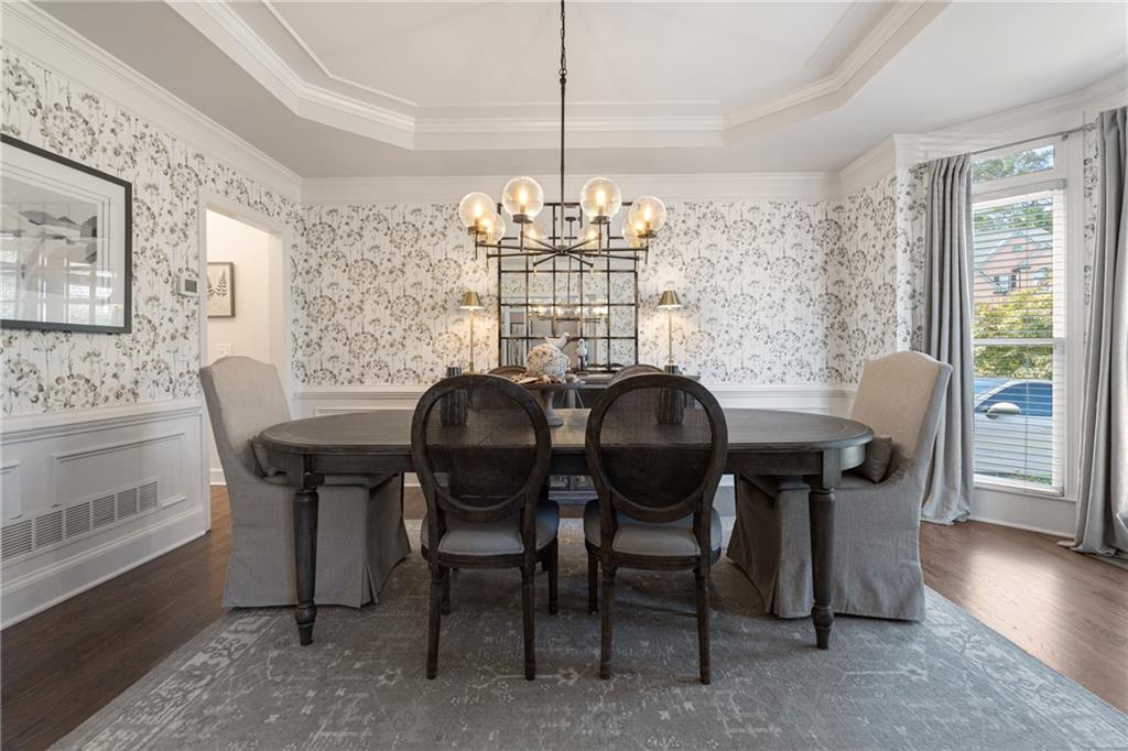 3669 Outlook Court NE