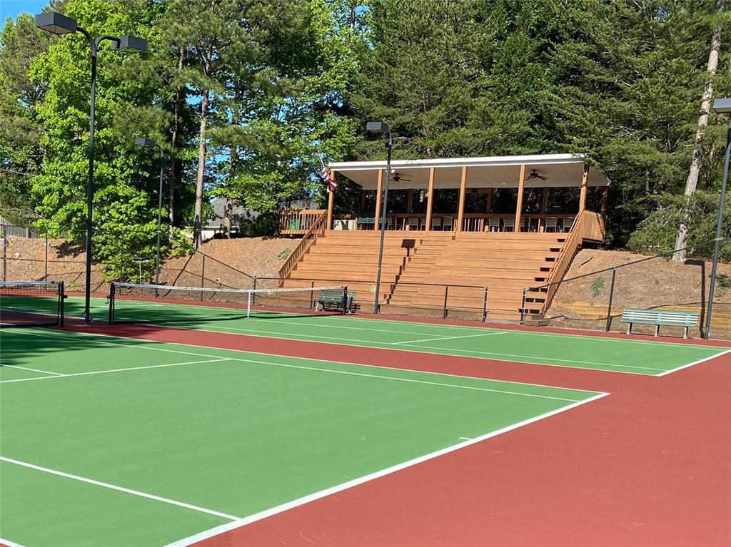 3669 Outlook Court NE