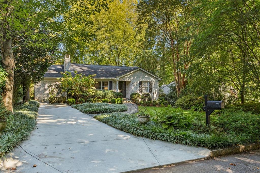 545 Overbrook Drive NW
