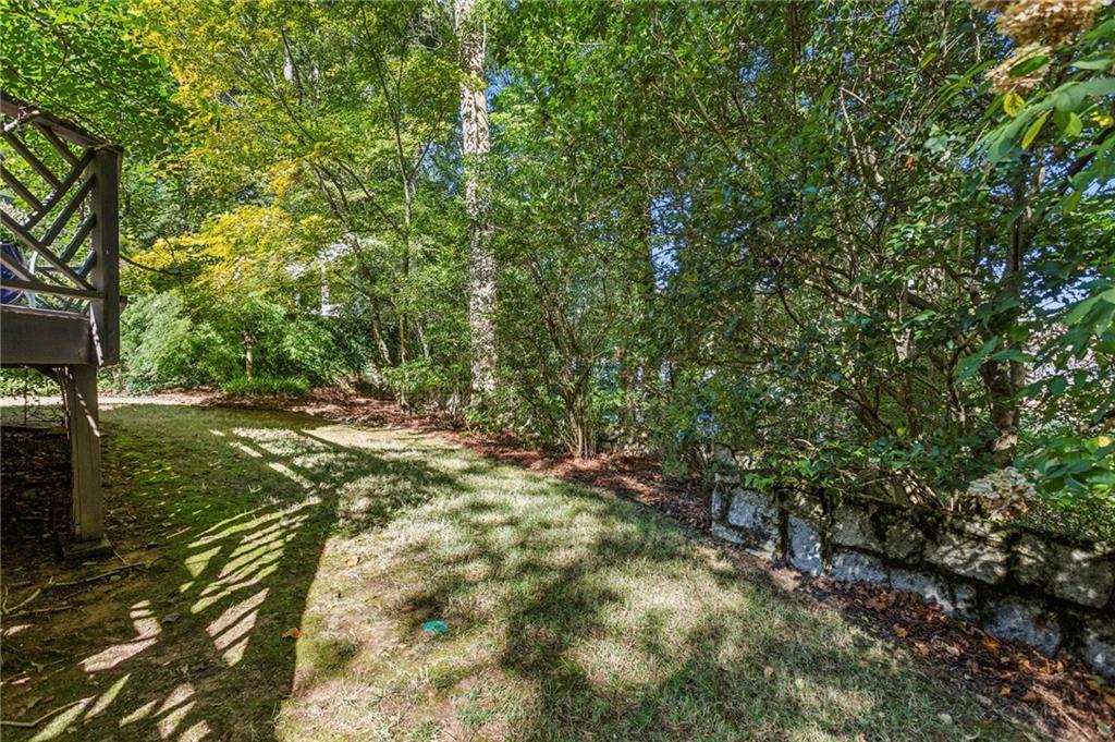 545 Overbrook Drive NW