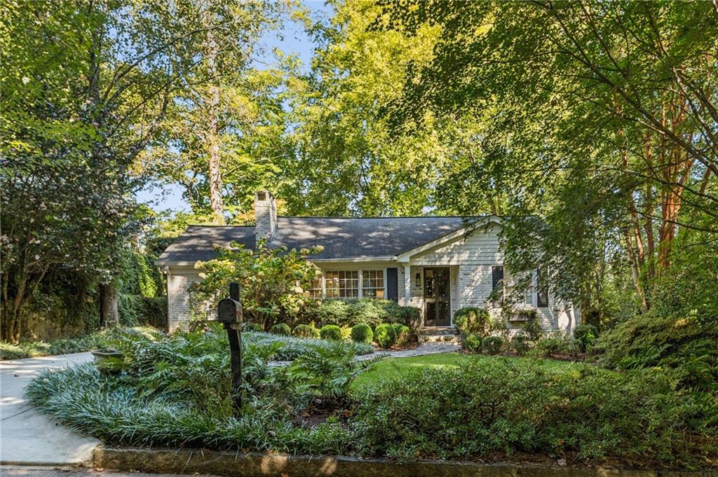 545 Overbrook Drive NW