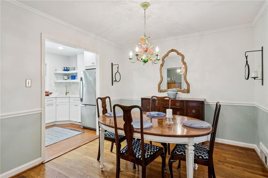 545 Overbrook Drive NW