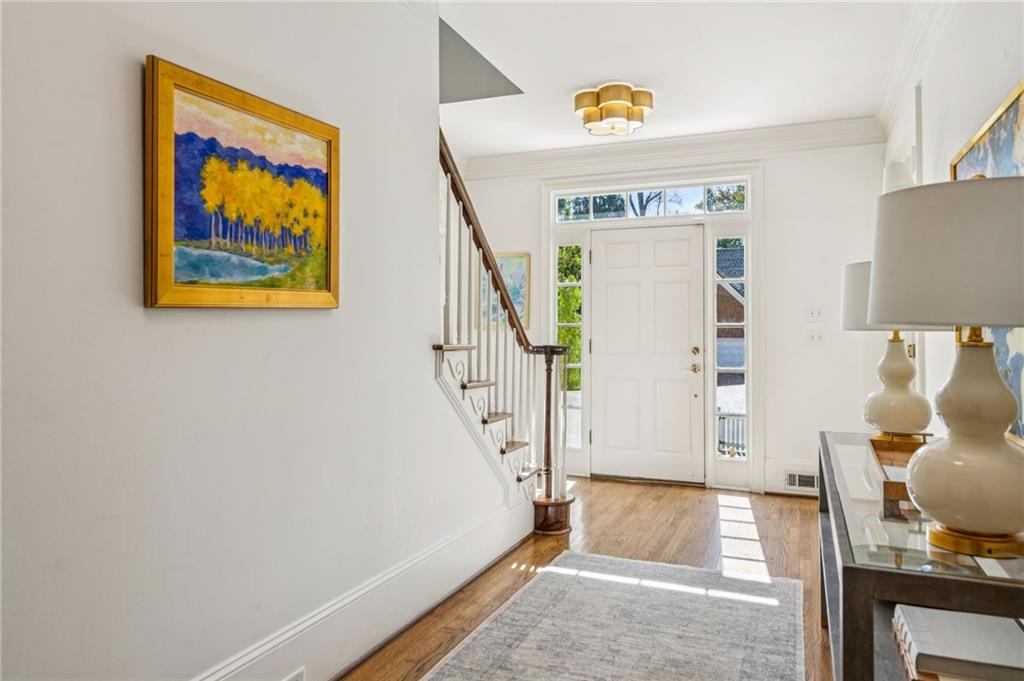 4550 E Brookhaven Drive NE