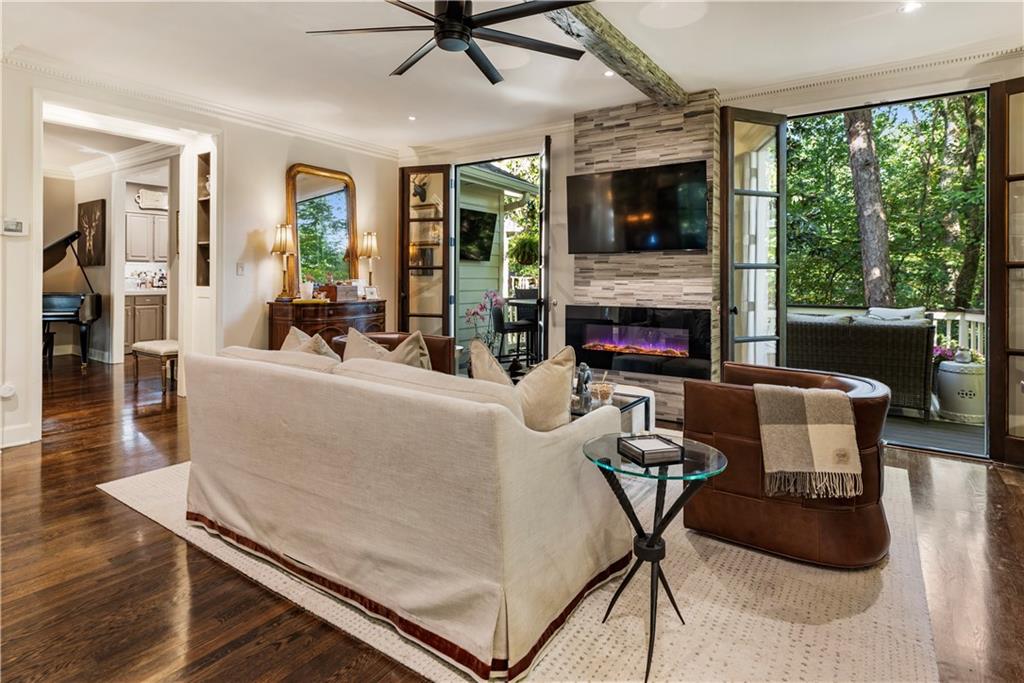 20 Pointe Terrace SE