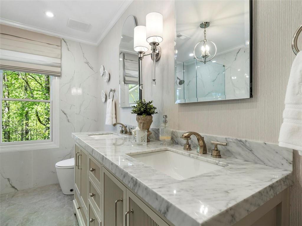 20 Pointe Terrace SE