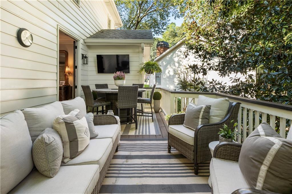 20 Pointe Terrace SE