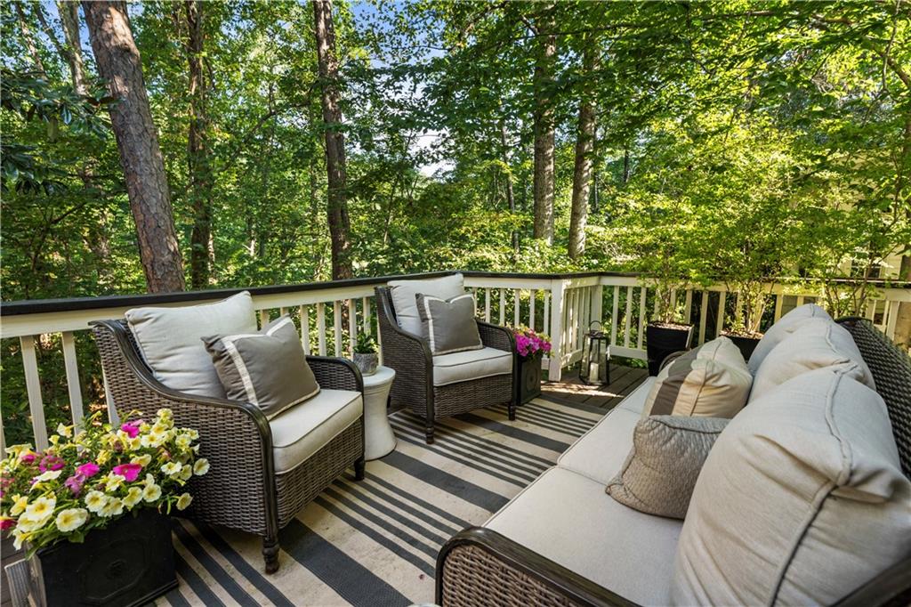 20 Pointe Terrace SE