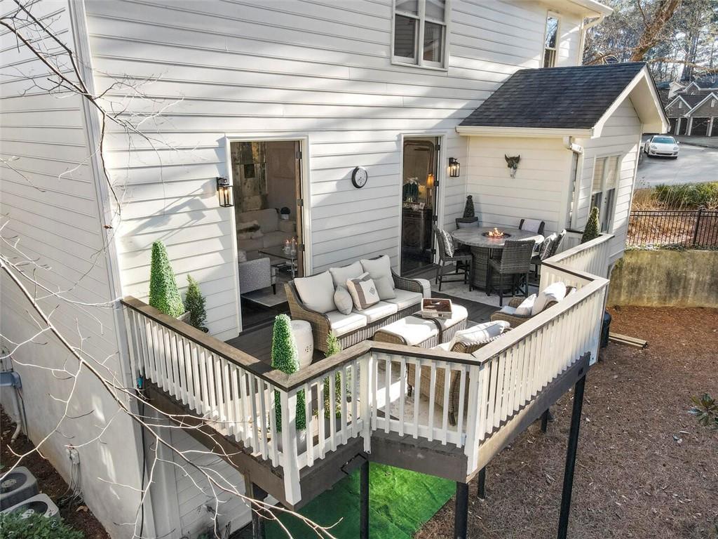 20 Pointe Terrace SE