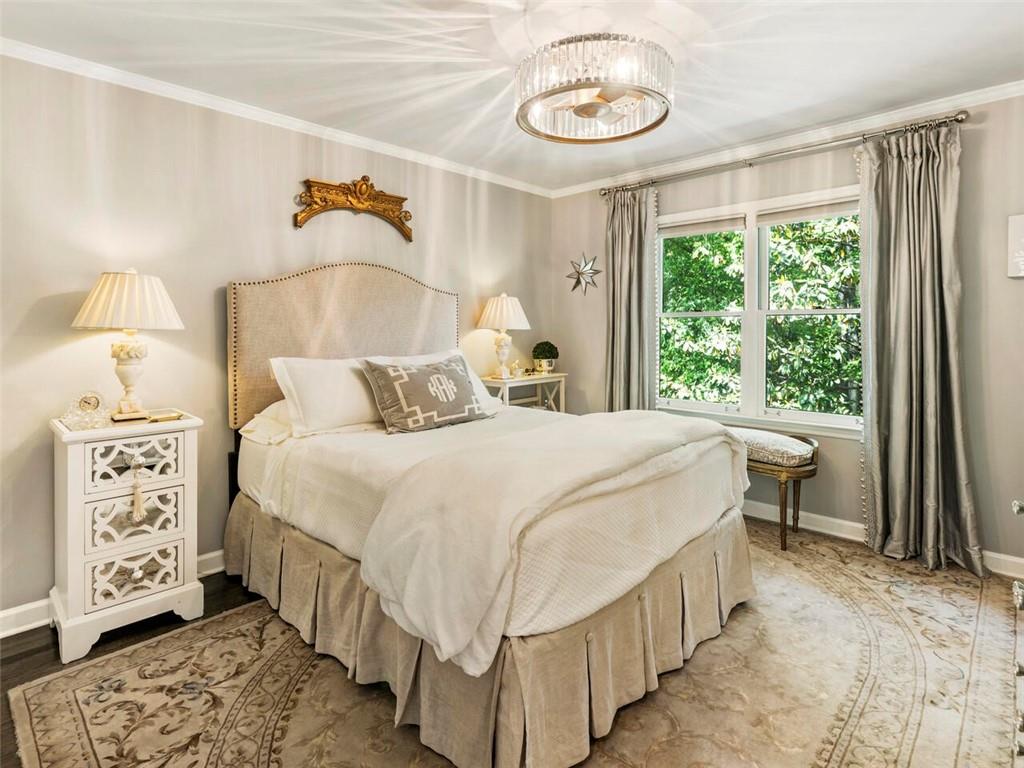 20 Pointe Terrace SE