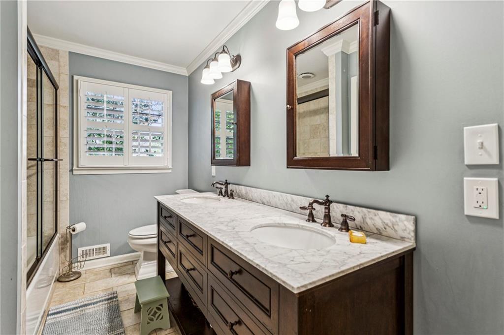 141 Laurel Forest Circle NE