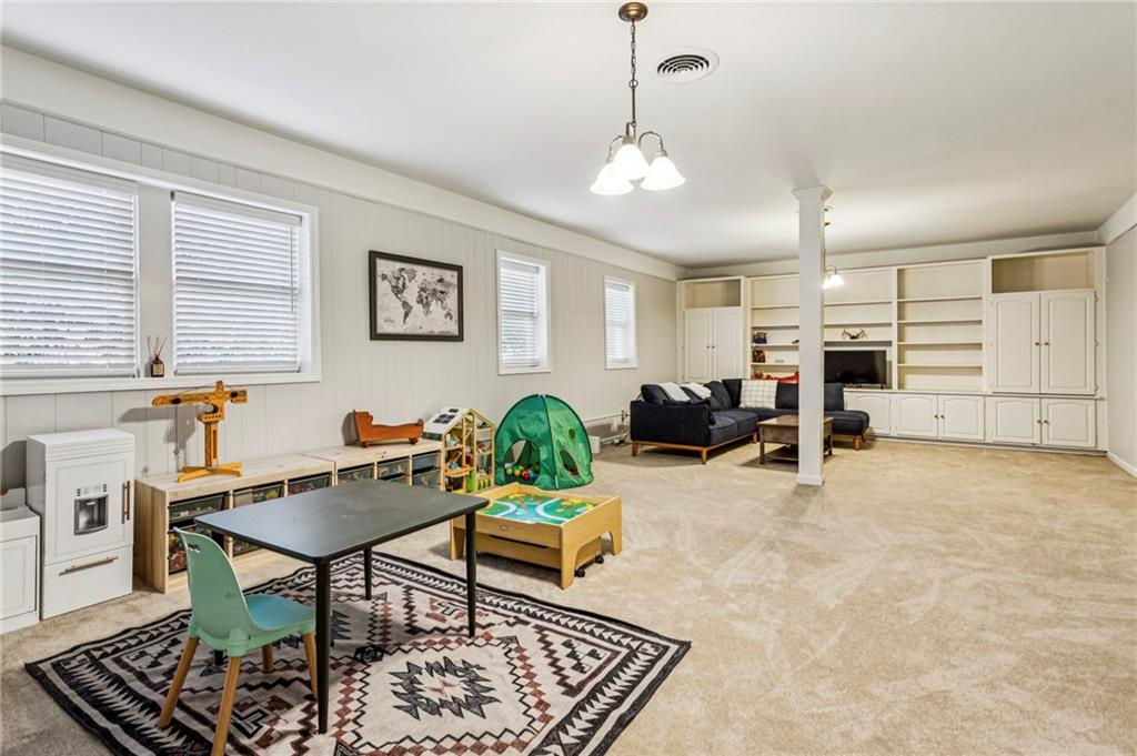 141 Laurel Forest Circle NE