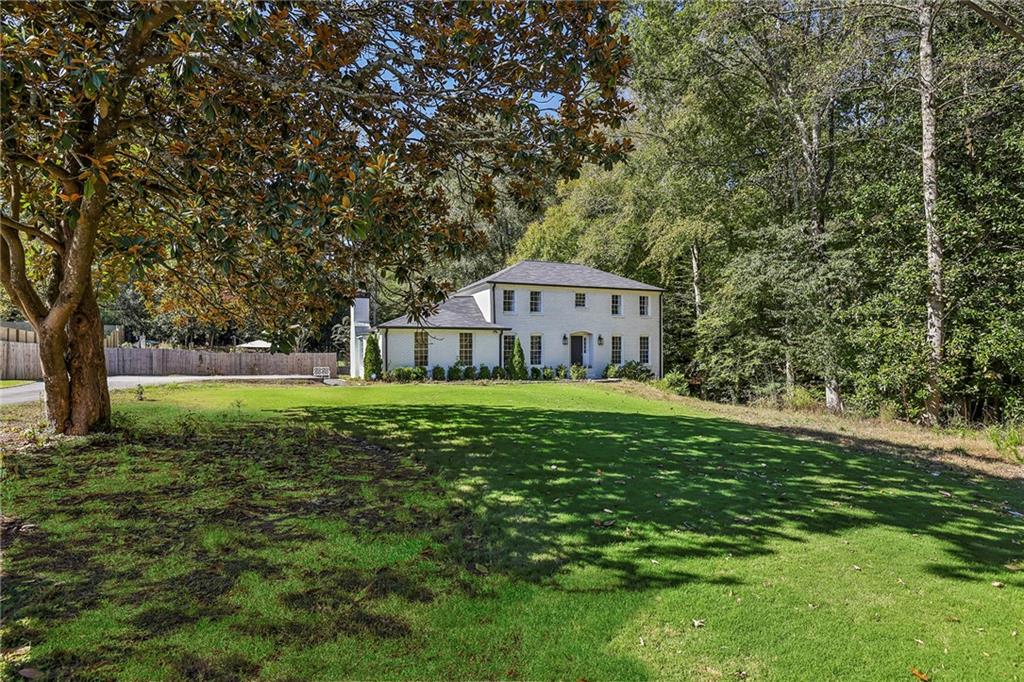 4570 N Elizabeth Lane SE