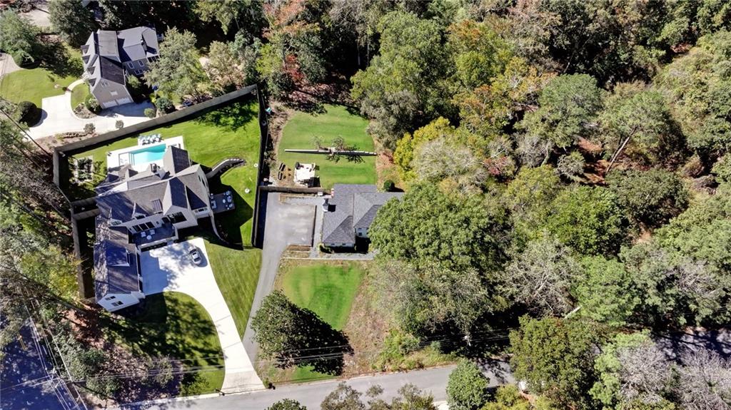 4570 N Elizabeth Lane SE