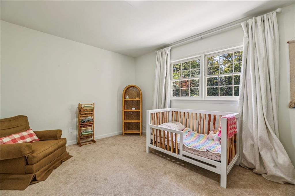 4570 N Elizabeth Lane SE