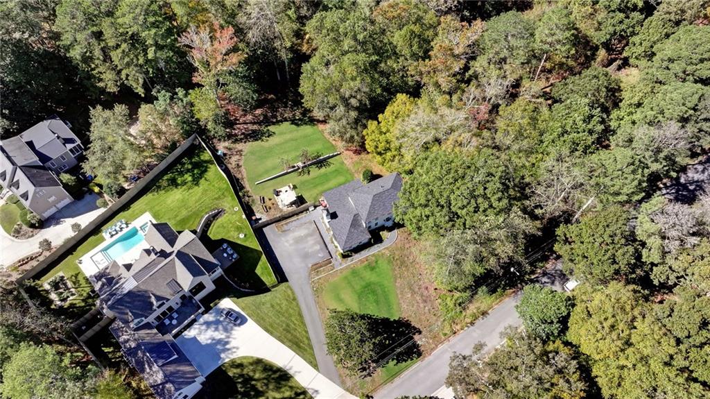 4570 N Elizabeth Lane SE