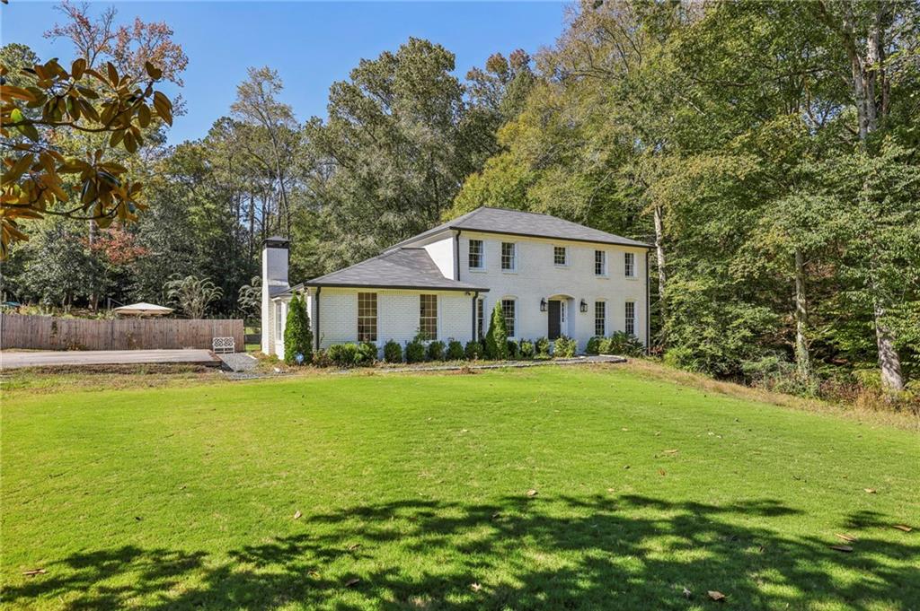 4570 N Elizabeth Lane SE