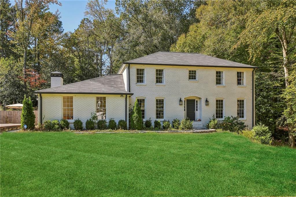 4570 N Elizabeth Lane SE