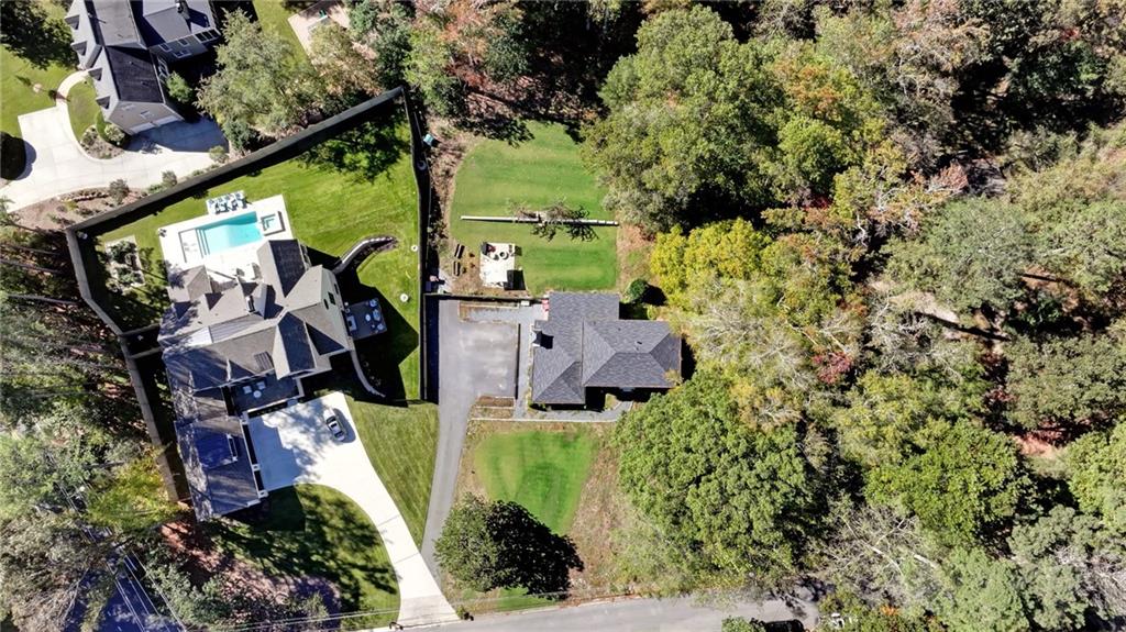 4570 N Elizabeth Lane SE