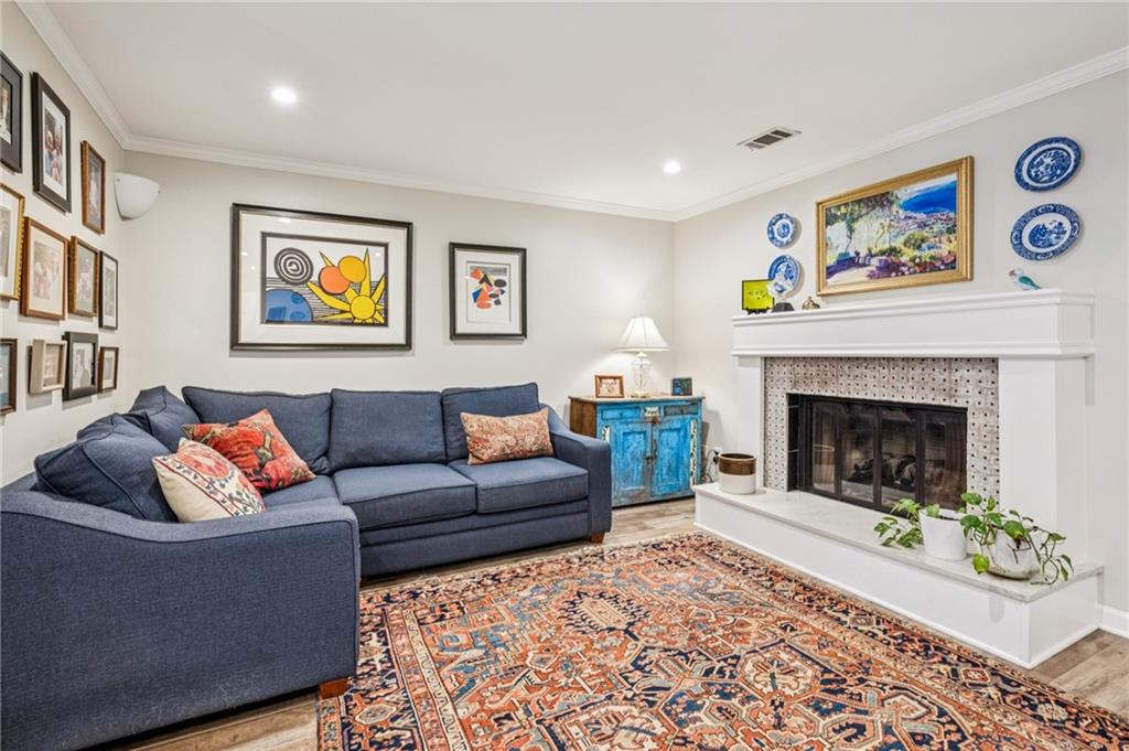 222 Forkner Drive Unit 22