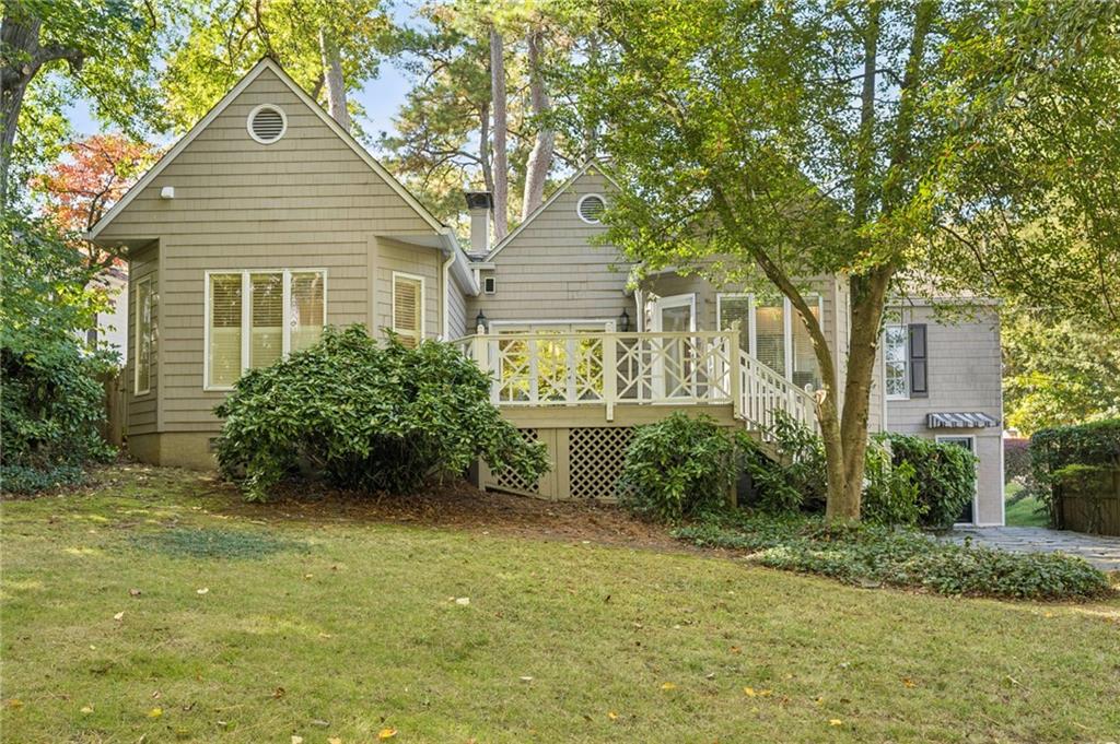 2047 Dellwood Drive NW