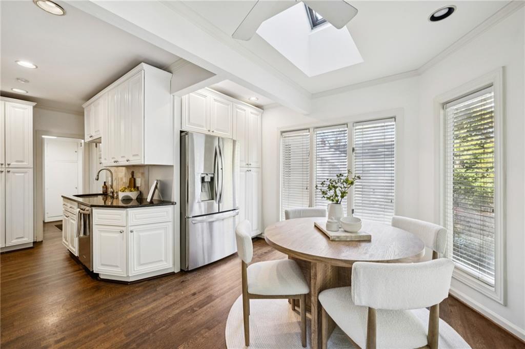 2047 Dellwood Drive NW