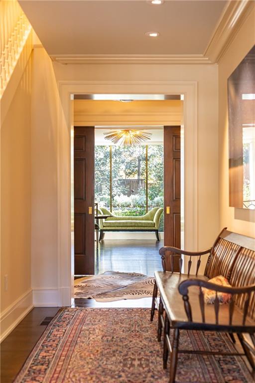 2363 Montview Drive NW